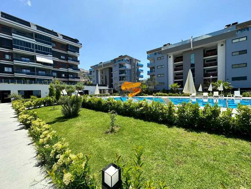 Sofia Park Residence kompleksi, satılık bahçe daireleri 1+1 (57 m²) teraslı Image 1